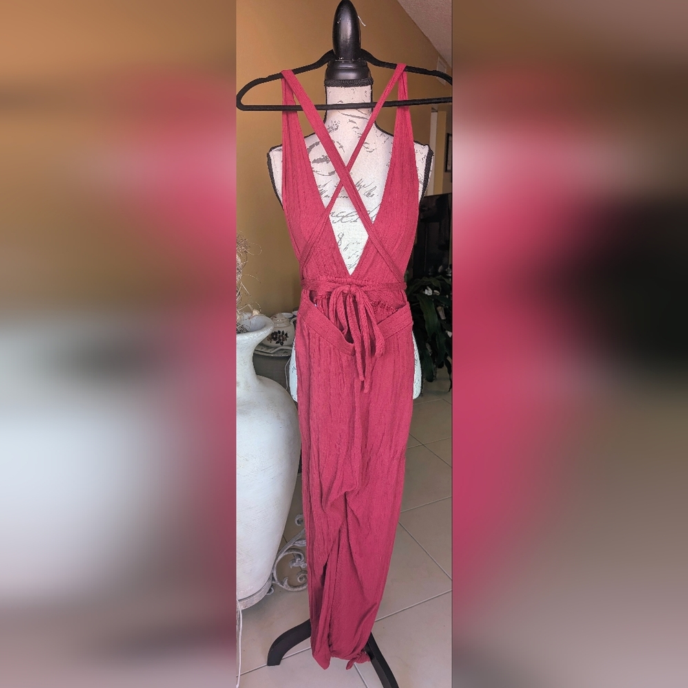 LULU'S Lolinda Halter Berry Red Jumpsuit Size Small - Picture 7 of 14